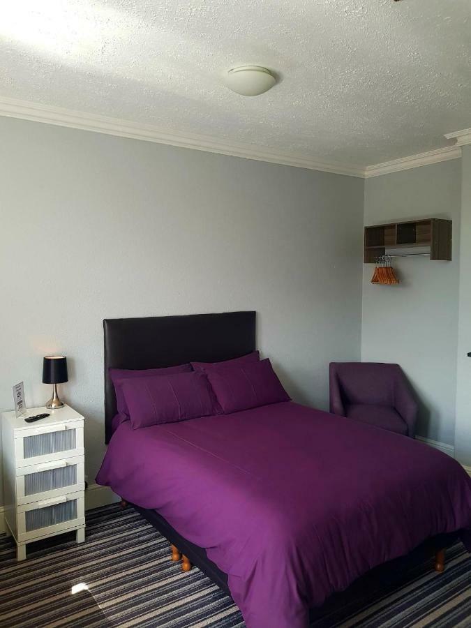 Rowan Tree Guest House Χέρεφορντ Εξωτερικό φωτογραφία
